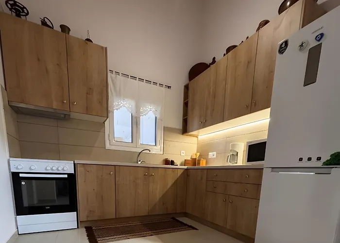 Angelina's Cute House Дом отдыха Неаполис